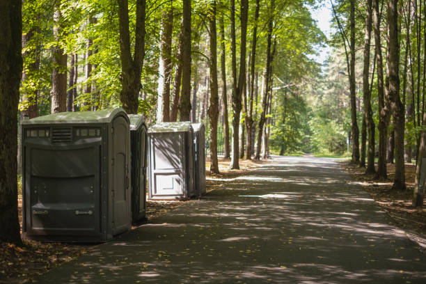 Best Portable restroom trailer rental  in Wardsville, MO